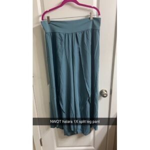 Halara Women's Blue Split Leg Pant